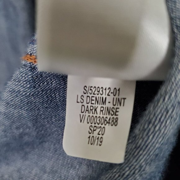 Gap Mens Size M Shirt Untucked Fit Denim Chambray Dark Wash Long Sleeve Cotton - Picture 7 of 9